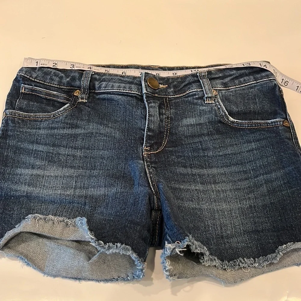 Kut From The Kloth 4” Inseam Mid Rise Shorts Size 4